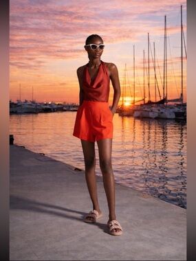 Anthropologie  DOLAN Cowl Neck Halter Top Size M.